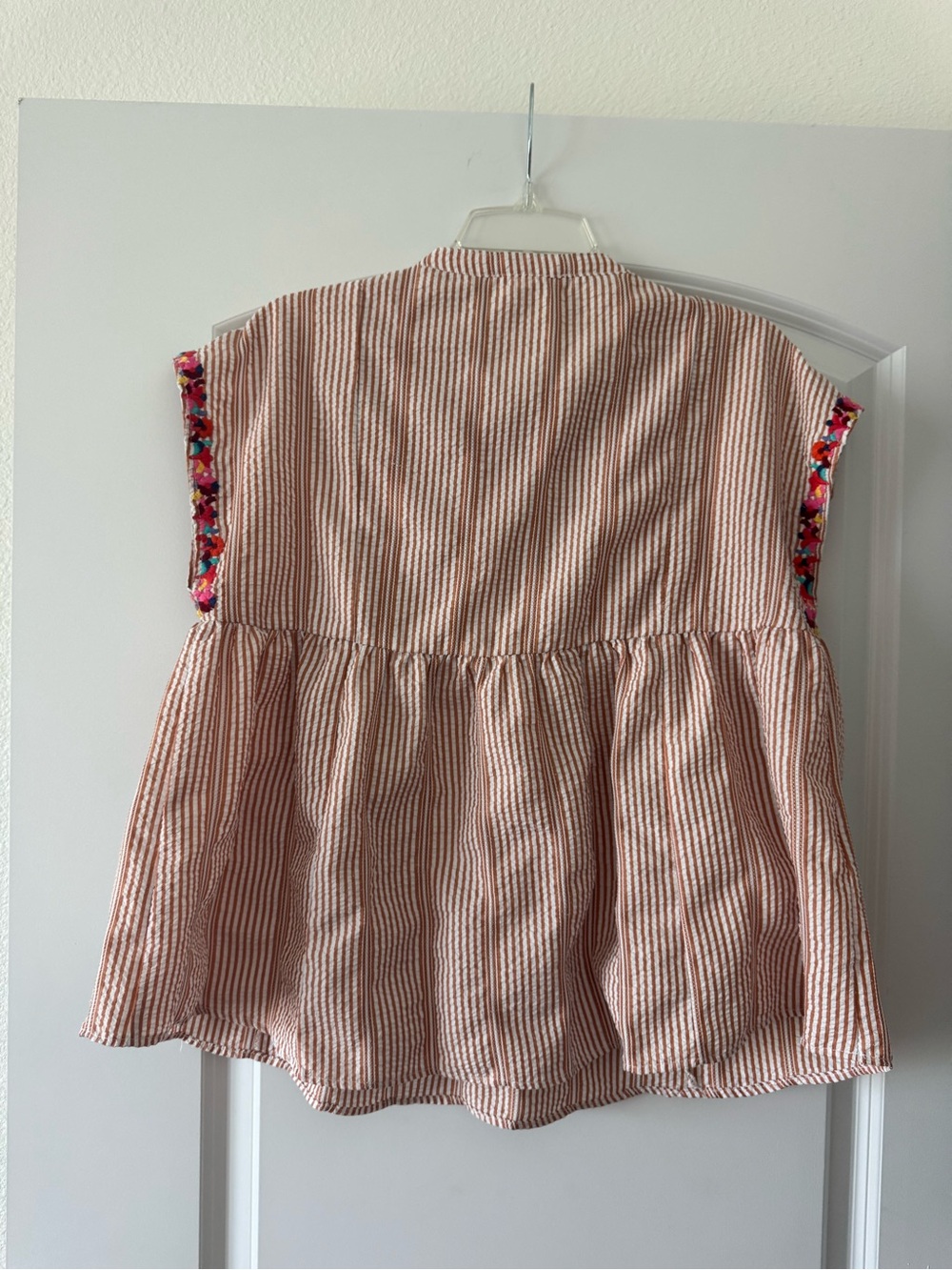 THML Embroidered Babydoll Blouse Size M - Picture 4 of 4
